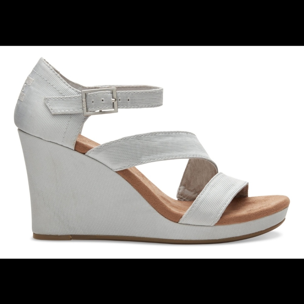 Toms Champagne Clarissa Wedges Size 8.5